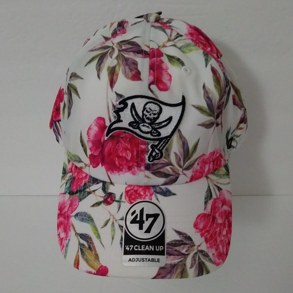 '47 Women's Peony Clean Up Adjustable Hat NFL